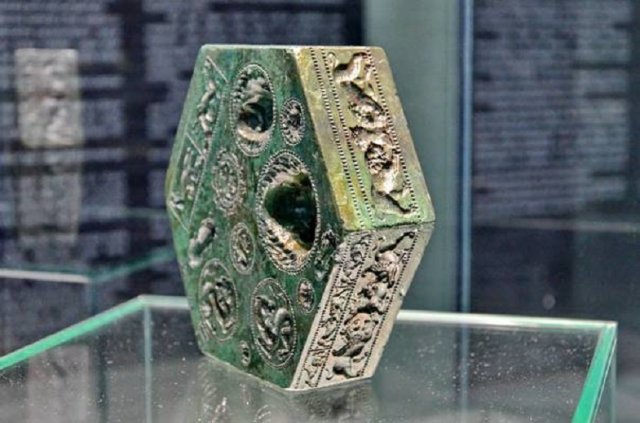 The_Ancient_Matrix_-_Matricea_Antica_4