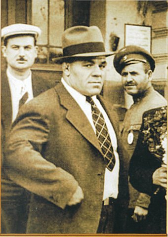 Dan Kolov1