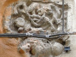 formella di corso Umberto I (2)