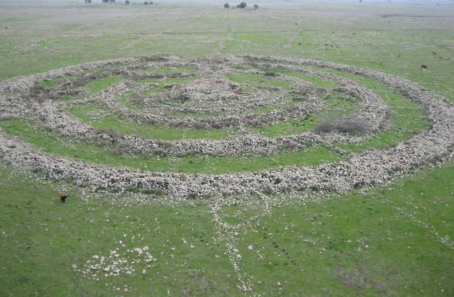 Rujm_el-Hiri