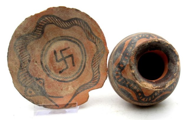 Indus Valey-snake and swastika~0