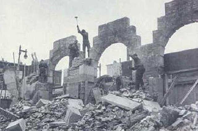MasonicTempleStrandruins (2)